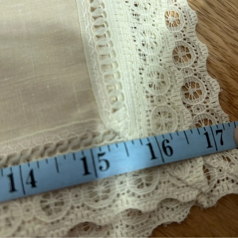 Vintage Lace Tan Napkins Doily 4 Pack Bundle Wedding Decor Boho Cream